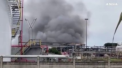 Esplosione Calenzano: almeno due morti e diversi feriti, si cercano dispersi