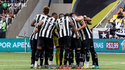 "Botafogo surpreende ao poupar titulares, enquanto Cruzeiro arrasa no Mundial de Clubes de Vôlei"