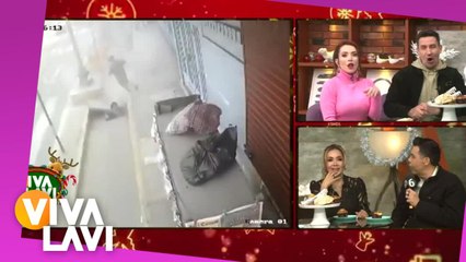 Mujer cae dentro de alcantarilla durante explosión