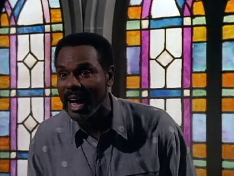 S05E12 - Rassisten in Uniform