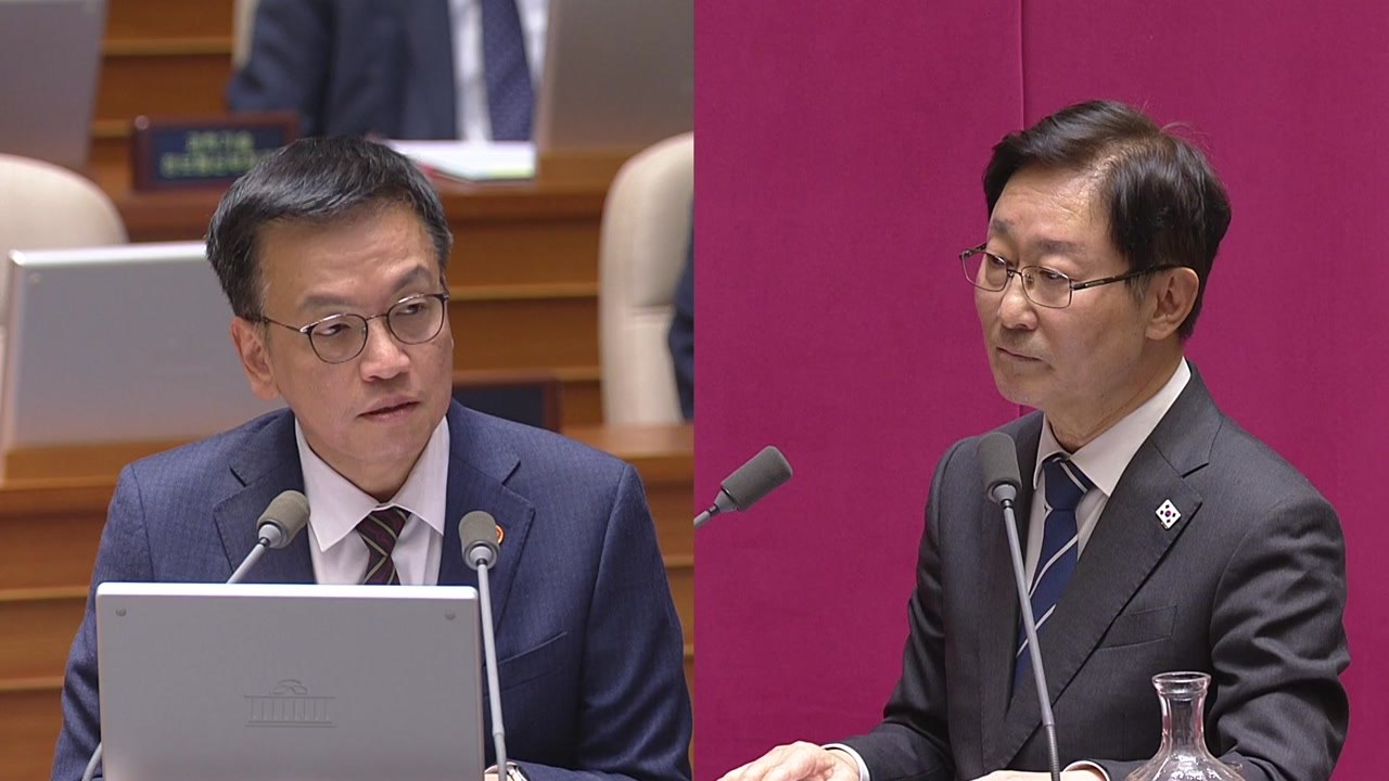 "대통령 권한대행 꿈꾸나?" 질문에 최상목 "질문 성립 안 돼" / YTN