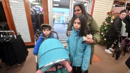 Clothing store 144 years family trading closes its door for the final time.