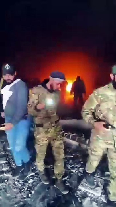 Hafız Esad'ın mezarı yakıldı