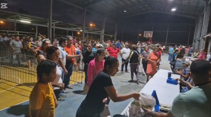 IMA distribuye más de 1,500 bolsas navideñas en Pesé