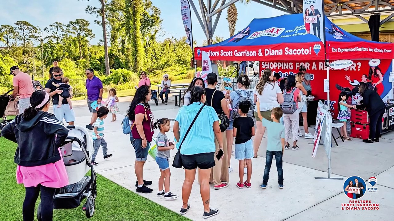 Oviedo Realtor Diana Sacoto: Come and Build-A-Bear with us on Oviedo Winterfest 2024!