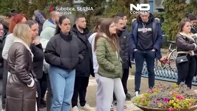 No Comment: gli studenti serbi bloccano l'accesso alle università