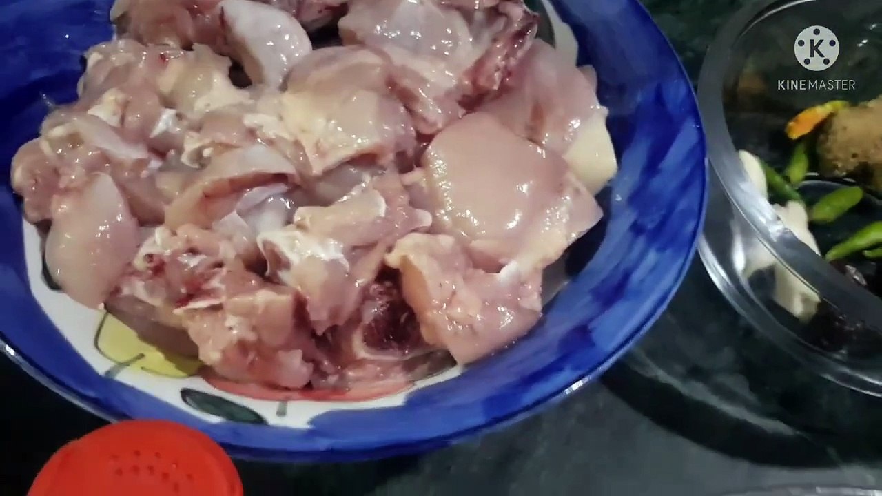 Kaju Chicken Gravy @food world ijs