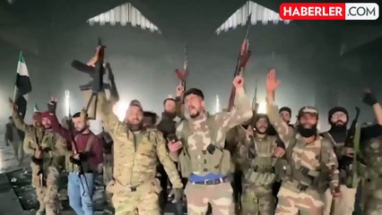Muhalifler Hafız Esad'ın türbesini ateşe verip başında kutlama yaptı