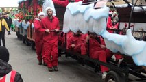 Highlights from Manchester Christmas Parade spread festive cheer for people of all ages