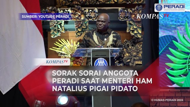 Sorak Sorai Anggota Peradi Saat Menteri HAM Natalius Pigai Beri Pidato