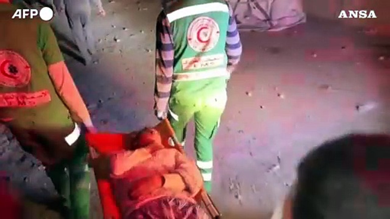 Gaza City, attacco israeliano in un quartiere residenziale