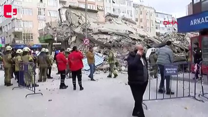 Güngören'de 'kentsel dönüşüm': Yine bir bina çöktü
