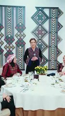 الملكة رانيا تلقي كلمة مؤثرة في اجتماع مع سيدات سحاب