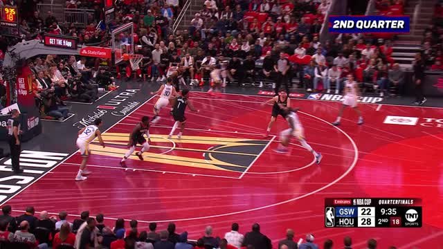 Controversial call stuns Warriors as Rockets head to NBA Cup semis