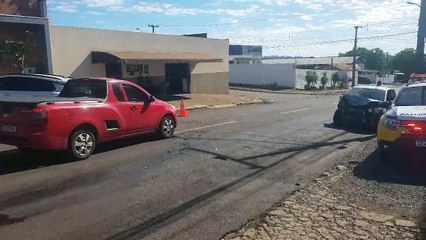 Up e Corolla Cross ficam destruídos em acidente no Universitário