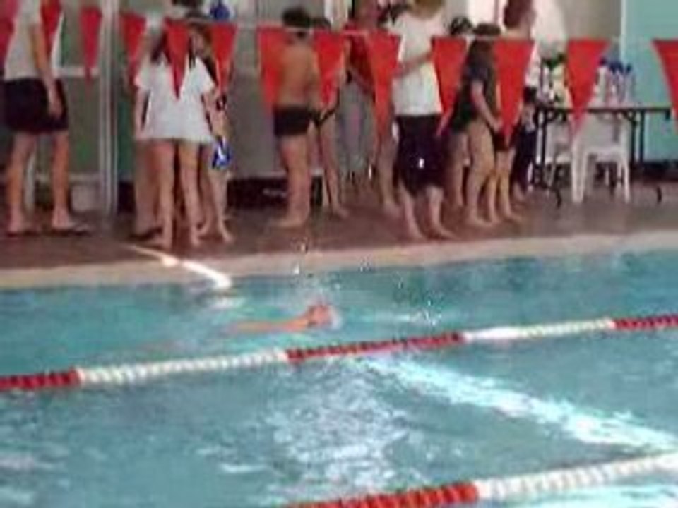 Coupe départementale Poussins 50m dos Perrine