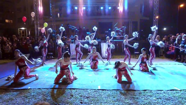 Με τους Onirama άναψε το χριστουγεννιάτικο δέντρο στη Στυλίδα