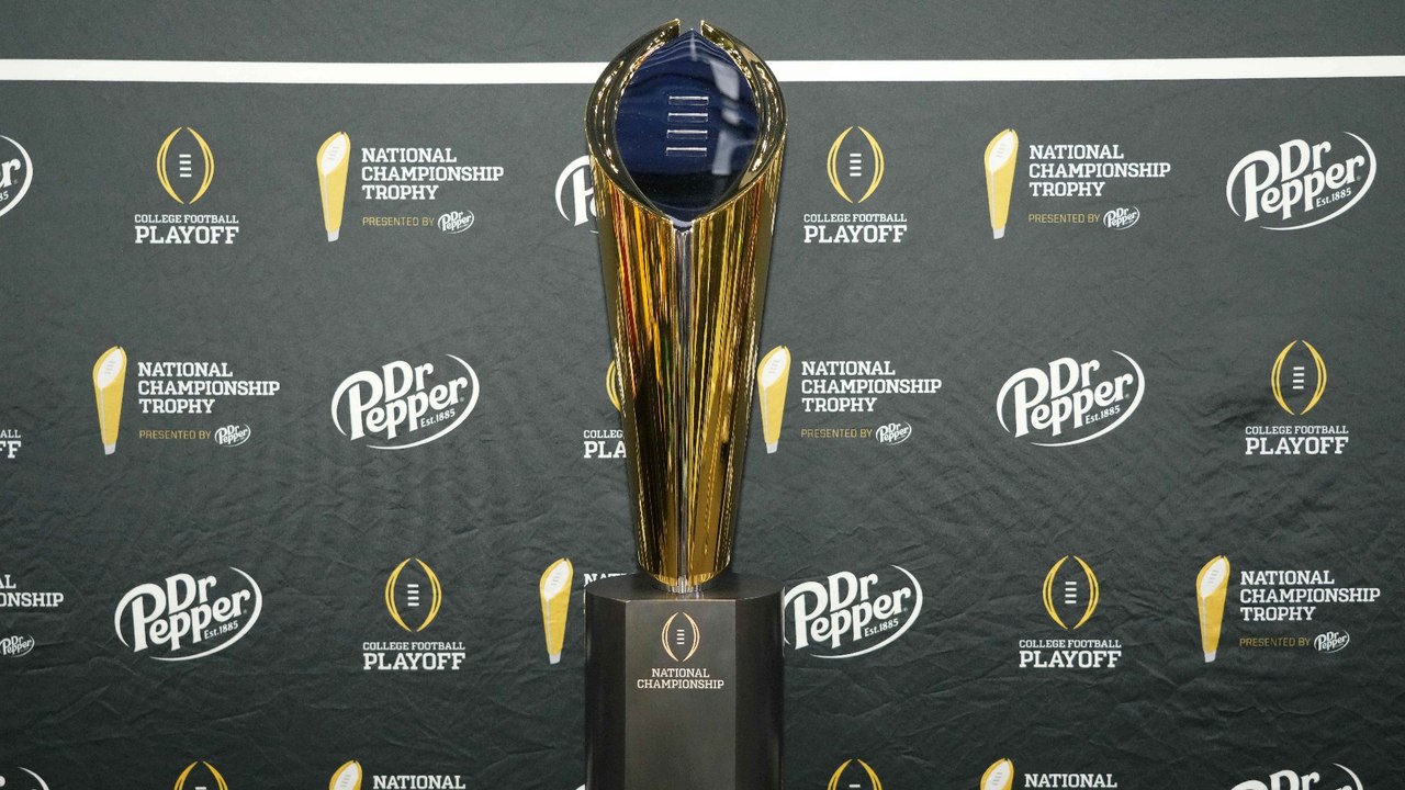 Here's What's Wrong with the College Football Playoff Format