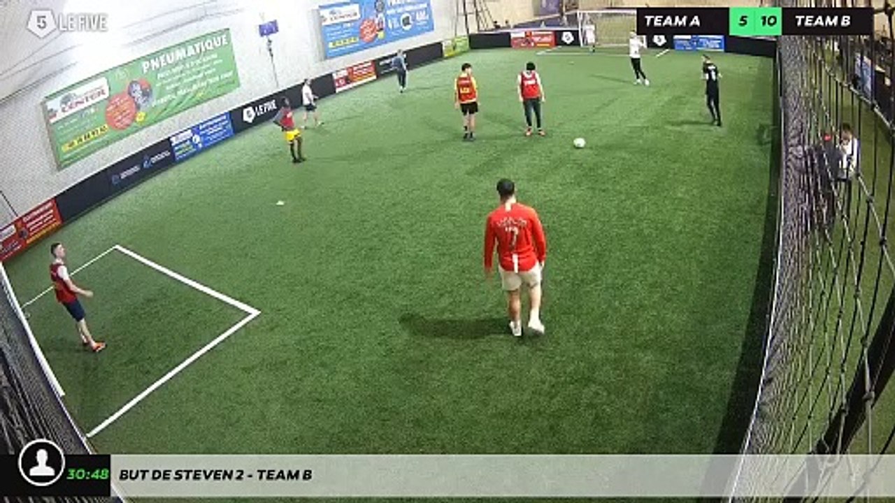 But de Steven 2 - Team B