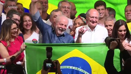 Lula deve sair da UTI na sexta-feira