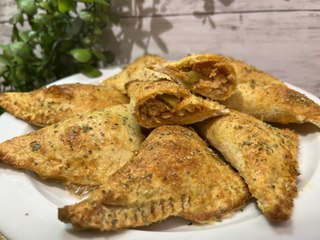Empanadillas crujientes con pan de molde, ¡en 5 minutos!