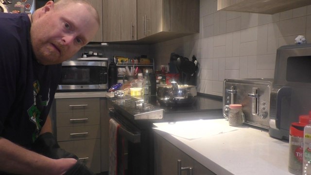 Tank Cooks Short Ribs