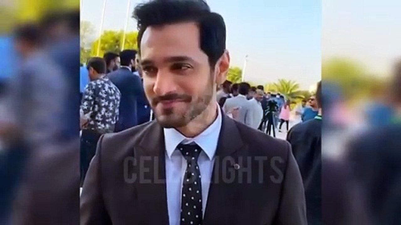 Wahaj Ali And Hira Mani In Bathroom On set Of Sunn Mere dil bts- Sun mere dil episode 18 bts