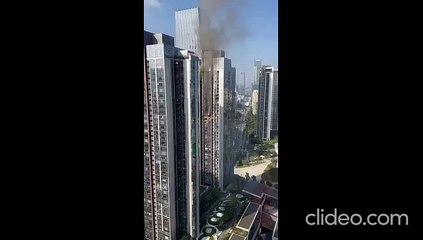 Veja o momento em que mulher cai de apartamento em chamas no 27º andar
