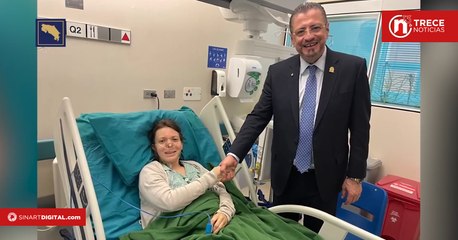 Visita del Presidente Rodrigo Chaves a Paola Amador
