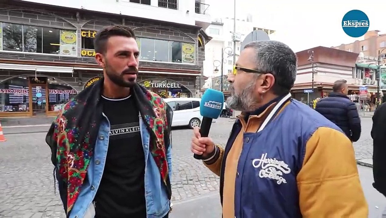 Diyarbakırlılar yeni asgari ücret beklentisini anlattı  “45 BİN TL OLSA ANCAK KURTARIR”  HER ŞEY ATEŞ PAHASI  “30 BİNİN ALTINDAKİ RAKAM DERDE DERMAN OLMAYACAK”  🔴16 Aralık’ta ikinci kez toplanacak Asgari Ücret Tespit Komisyonu’na Diyarbakır’dan çağrı g