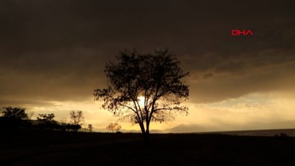 Burdur Gölü'nde 'Kış Güneşi' manzarası