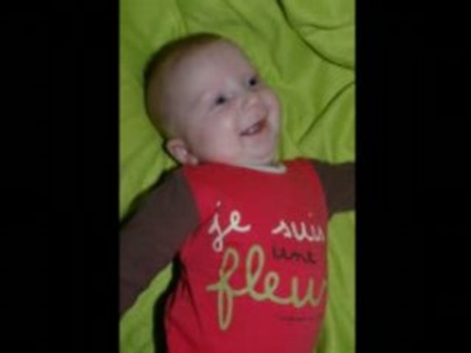 Lison, un petit bout qui sait rire!