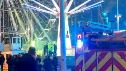 Witnesses describe "terrifying" Christmas fairground ride collapse