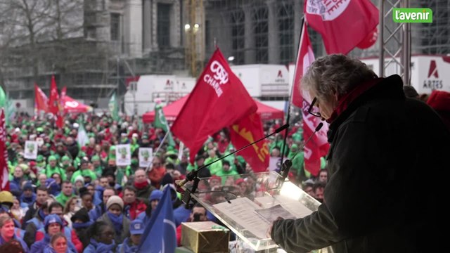 Manifestation contre les mesures antisociales du futur gouvernement Arizona