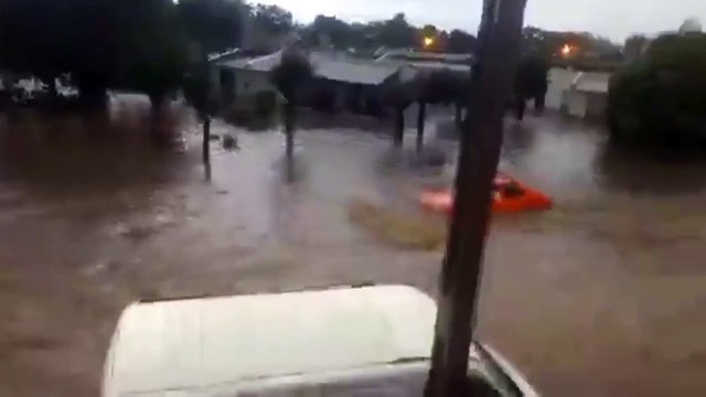 Fuerte tormenta causó inundaciones y destrozos en Balcarce