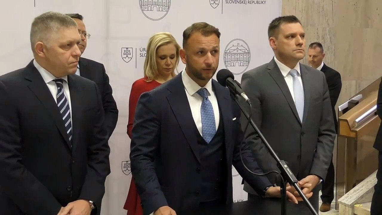 ZÁZNAM: Brífing premiéra R. Fica a členov vlády po rokovaní Vlády SR