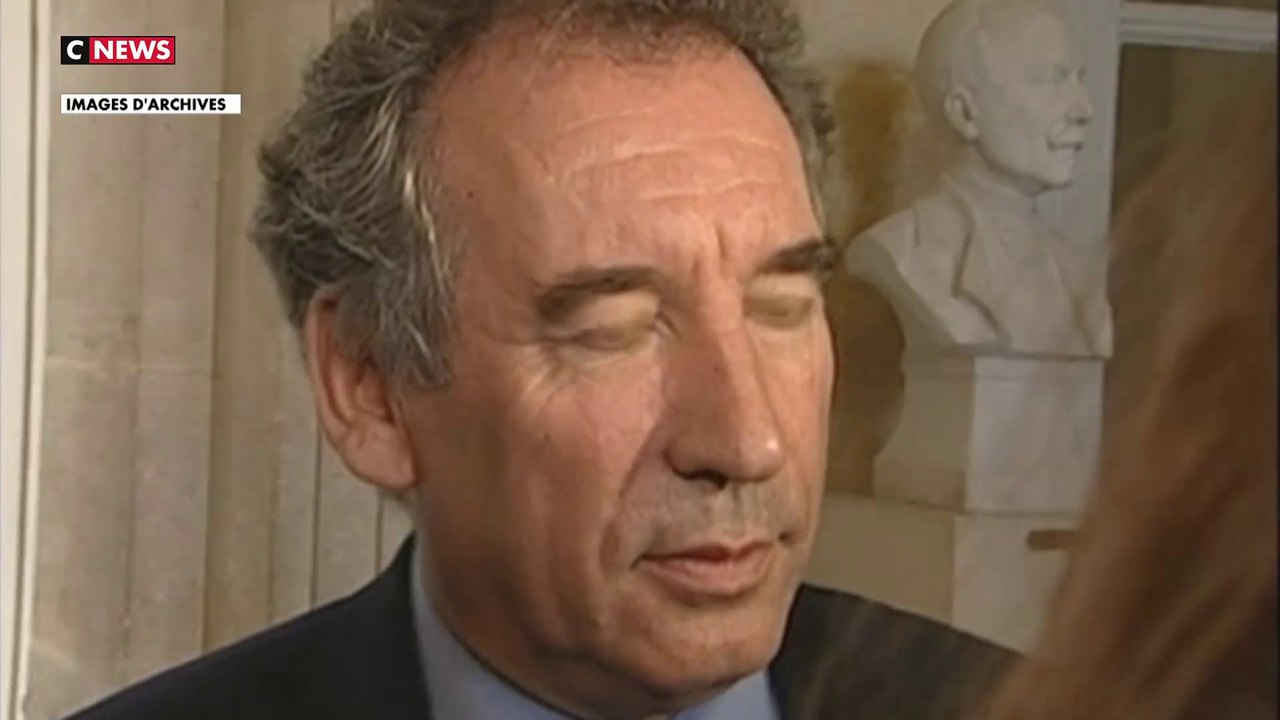 Emmanuel Macron nomme François Bayrou Premier ministre