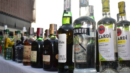 Incautadas más de dos mil botellas de licor adulterado que aparentaban ser de marcas famosas