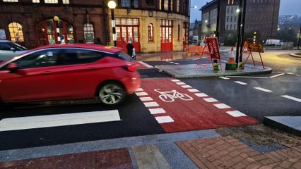 Incident on Sheffield's new Dutch roundabout at West Bar