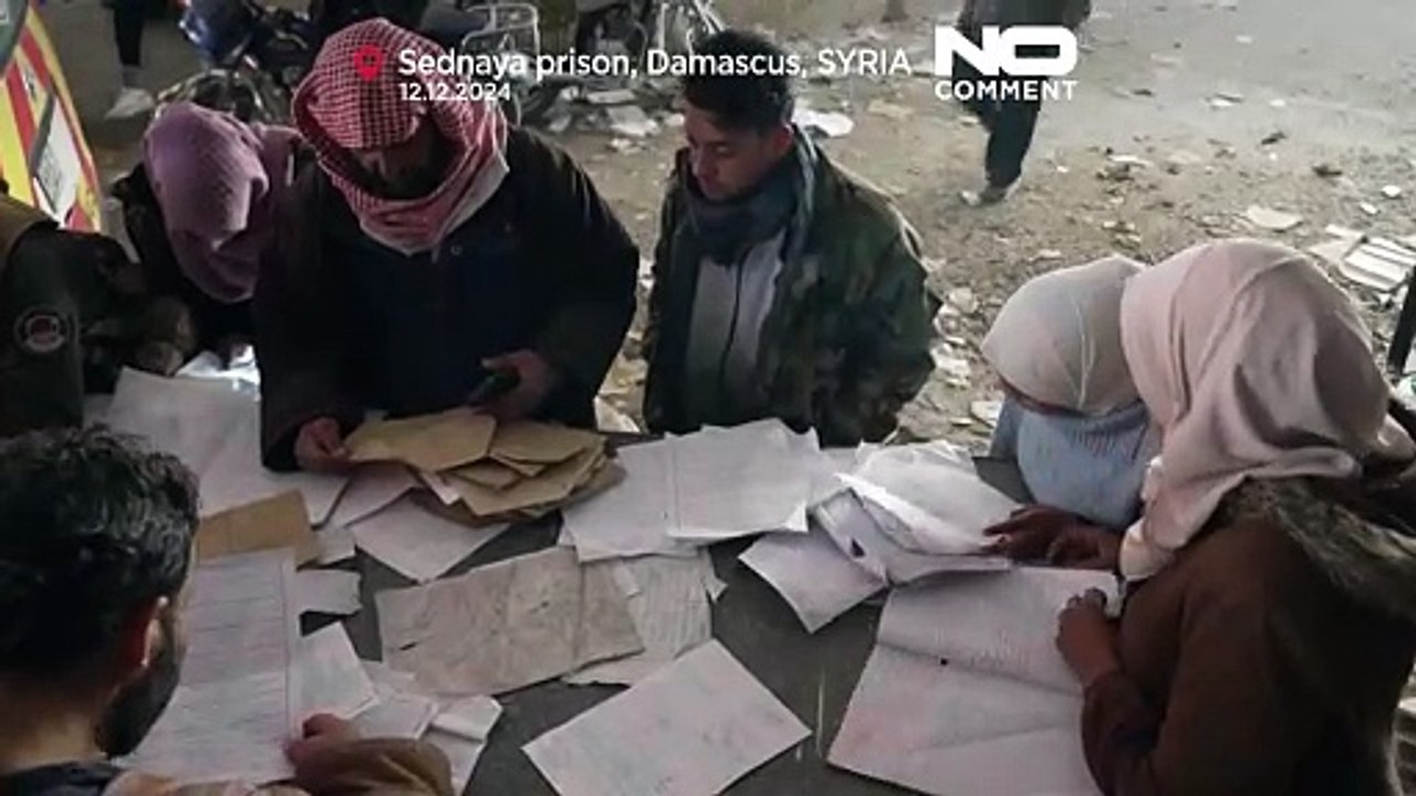 Im Gefängnis von Saidnaya: Familien auf der Suche nach der Wahrheit