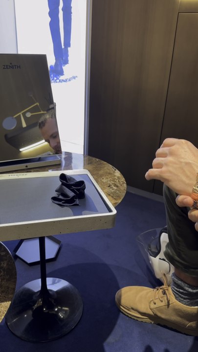 Aimes-tu cette Zenith Chronomaster Rose Gold Saphir Yoshida Édition 50 pièces ?