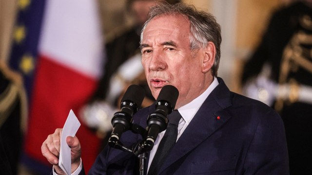 François Bayrou : les cinq engagements du nouveau Premier ministre