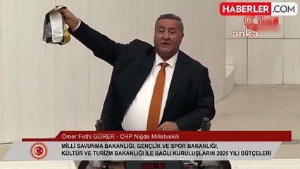 Meclis'te ilginç anlar: Kürsüye patatesle çıktı