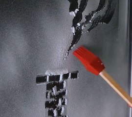 Let it glow! Creative DIY window décor for a magical Christmas!