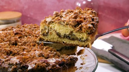 Make The Holidays A Piece Of Cake With Our Rum Crumb Cake