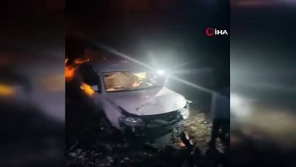 Şanlıurfa'da otomobil şarampole devrildi! 2 yaralı