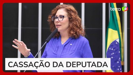 TRE-SP forma maioria para cassar mandato de Carla Zambelli por desinformação eleitoral em 2022