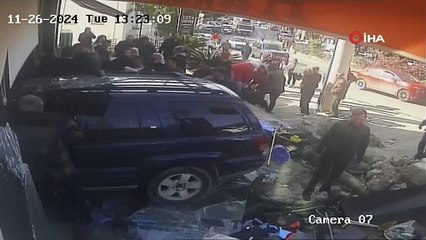 Cip kontrolden çıktı, mağazaya daldı!