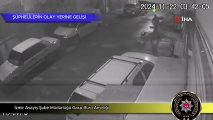 Defalarca ateş etti! İzmir’de eve silahlı saldırı anı kamerada
