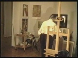 Ramón Gaya enseñando cuadros